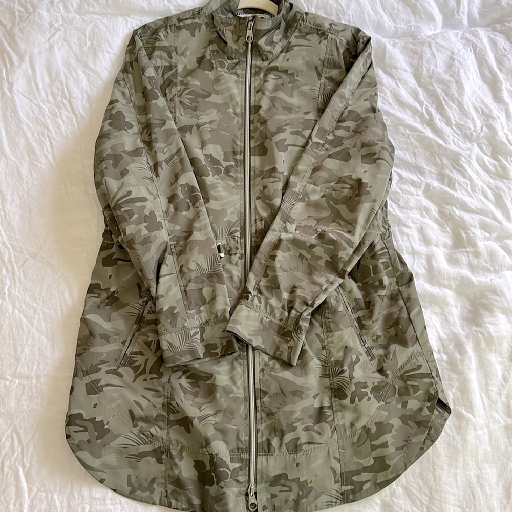 Tommy Bahama a-line raincoat jacket.